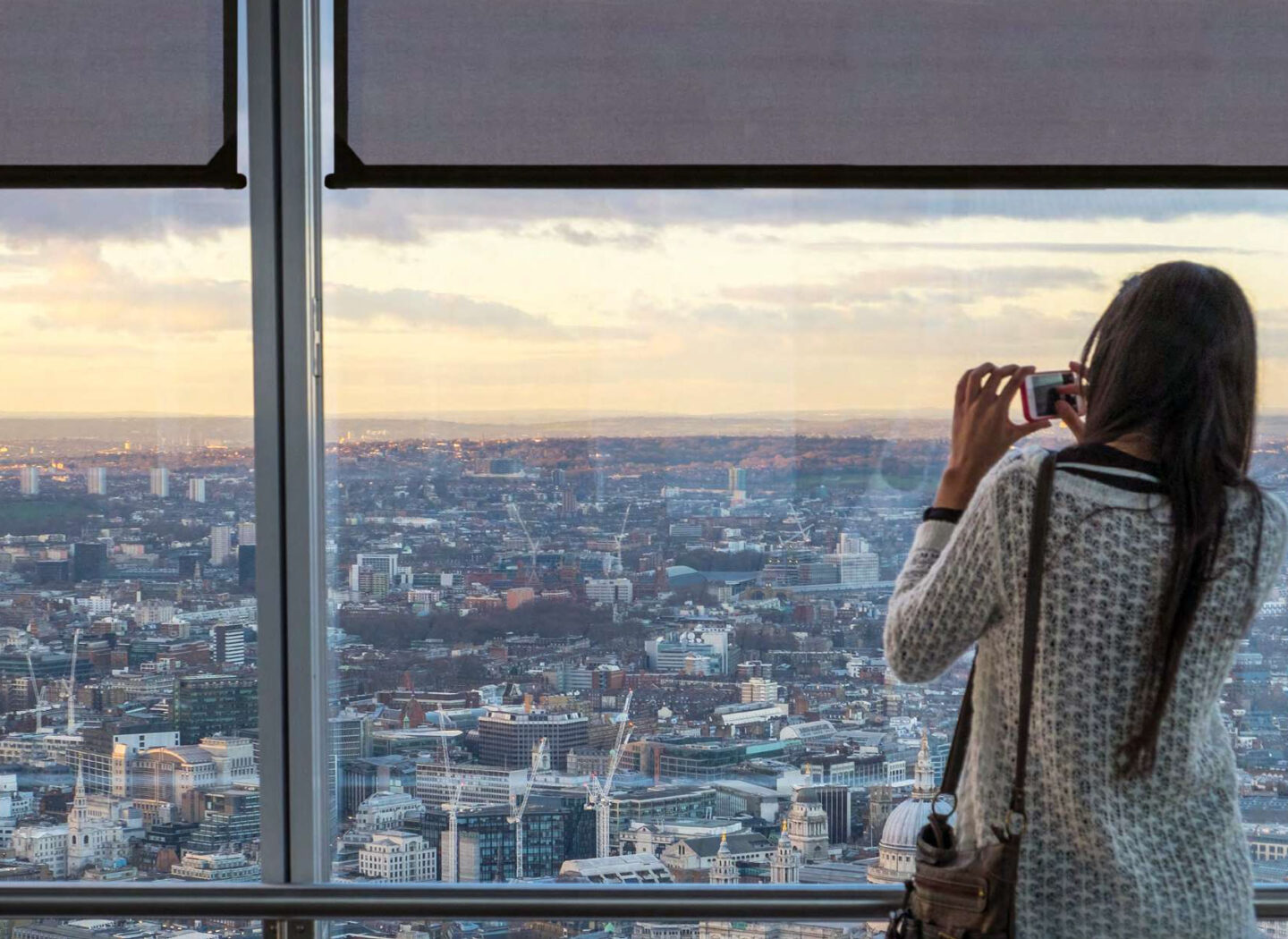 برقی کردن پرده